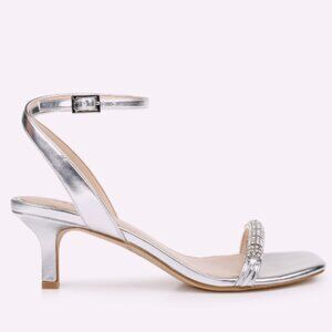 Jewel Badgley Mischka Charisma Sandal Size 9.5 New $90